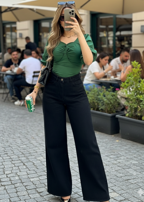 Black Wide-Leg Jeans