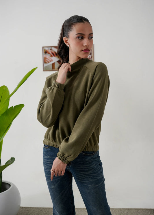 OLIVE RAGLAN GREEN CROP FIT SWEATSHIRT