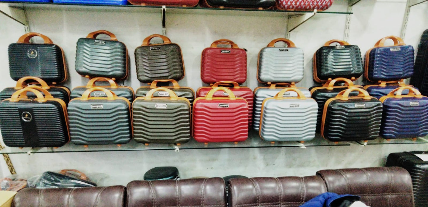 ✨ Premium Bridal Suitcase Kit